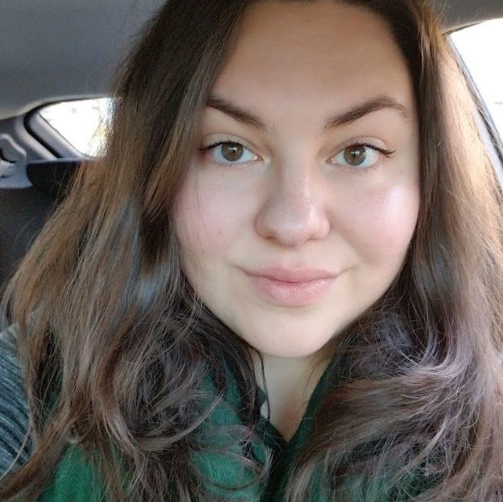 Meet your Posher, Emmy